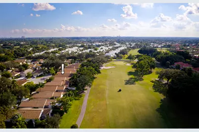 48 Ironwood Way N, Palm Beach Gardens, FL 33418 - Photo 2