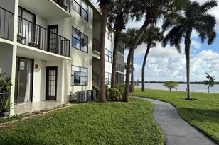 752 Executive Center Dr, West Palm Beach, FL 33401 - Photo 12