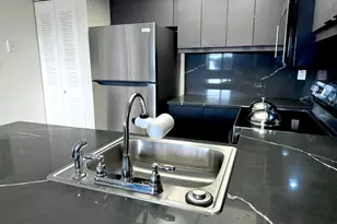 752 Executive Center Dr, West Palm Beach, FL 33401 - Photo 2