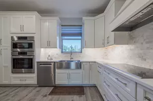 3285 SW Porpoise Cir, Stuart, FL 34997 - Photo 16