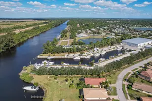 3285 SW Porpoise Cir, Stuart, FL 34997 - Photo 68
