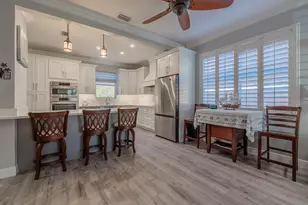 3285 SW Porpoise Cir, Stuart, FL 34997 - Photo 10