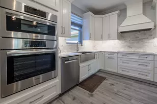 3285 SW Porpoise Cir, Stuart, FL 34997 - Photo 14