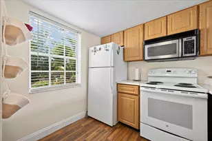 1015 Lake Shore Dr, West Palm Beach, FL 33403 - Photo 18