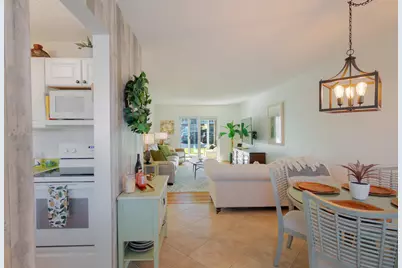 2164 NE 1st Way #105, Boynton Beach, FL 33435 - Photo 4