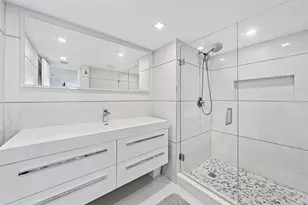 5200 N Ocean Dr, Singer Island, FL 33404 - Photo 10