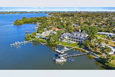 18137 Palm Point Drive, Jupiter, FL 33458 - Photo 2