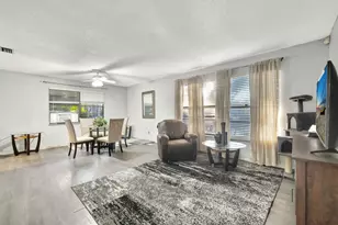 2080 Colonial Rd, Fort Pierce, FL 34950 - Photo 12