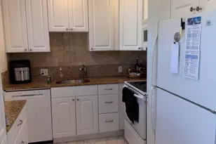 332 Mansfield H, Boca Raton, FL 33434 - Photo 6