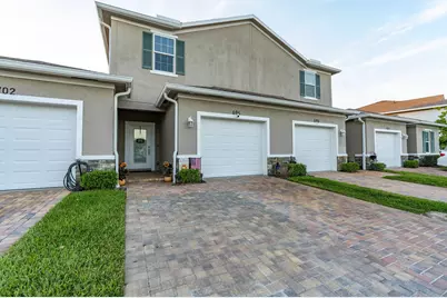 696 NE Waters Edge Lane, Port Saint Lucie, FL 34983 - Photo 8