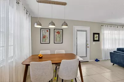 74 Burgundy B, Delray Beach, FL 33484 - Photo 6