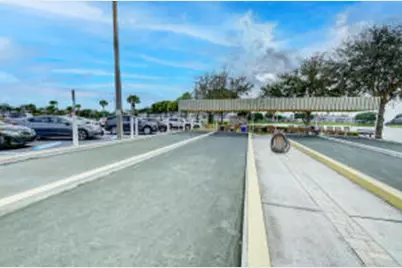 207 Wellington E, West Palm Beach, FL 33417 - Photo 28