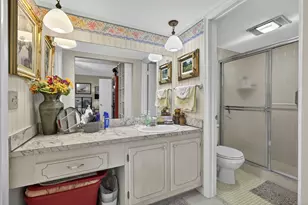 207 Wellington E, West Palm Beach, FL 33417 - Photo 12