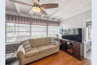14553 Elmhurst Drive, Delray Beach, FL 33445 - Photo 18