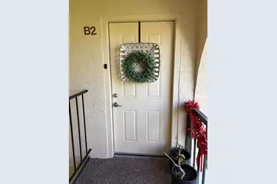 330 Knotty Pine Circle #B-2, Greenacres, FL 33463 - Photo 2