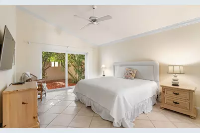 23 Blenheim Court, Palm Beach Gardens, FL 33418 - Photo 14