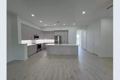 112 Royal Palm Circle, Tequesta, FL 33469 - Photo 2