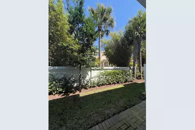 112 Royal Palm Circle, Tequesta, FL 33469 - Photo 10