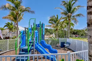 112 Royal Palm Cir, Tequesta, FL 33469 - Photo 40