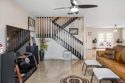 940 SW 96th Avenue, Pembroke Pines, FL 33025 - Photo 18