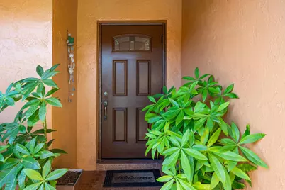 940 SW 96th Avenue, Pembroke Pines, FL 33025 - Photo 2