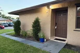 1389 Pines Ln, West Palm Beach, FL 33415 - Photo 20