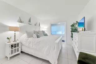 2131 NE 42nd Ct, Lighthouse Point, FL 33064 - Photo 14