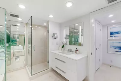 100 Sunrise Avenue #319, Palm Beach, FL 33480 - Photo 12