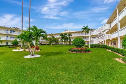 150 Dorset D #150, Boca Raton, FL 33434 - Photo 2