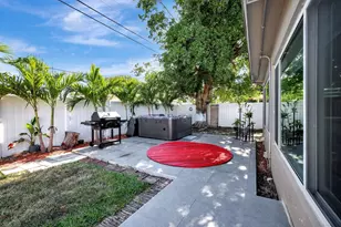 2260 NE 62nd St, Fort Lauderdale, FL 33308 - Photo 24