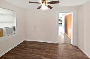 518 N 15th St, Fort Pierce, FL 34950 - Photo 4