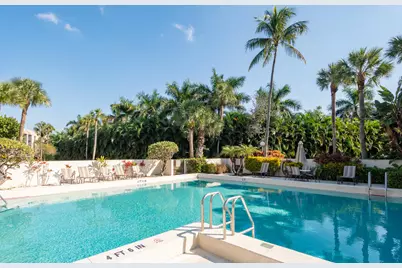 2550 Presidential Way #302, West Palm Beach, FL 33401 - Photo 20