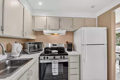 3200 Springdale Boulevard #217, Lake Worth Beach, FL 33461 - Photo 12