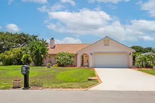 3034 SE Dalhart Rd, Port Saint Lucie, FL 34952 - Photo 1