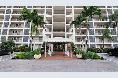 3100 N Palm Aire Drive #604, Pompano Beach, FL 33069 - Photo 2