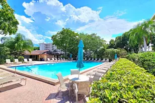 3100 N Palm Aire Dr, Pompano Beach, FL 33069 - Photo 4