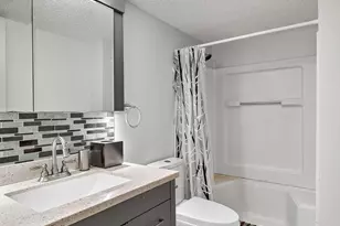 2400 NE 1st Ln, Boynton Beach, FL 33435 - Photo 22