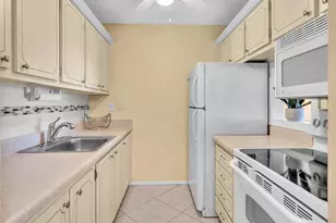 2542 S Federal Hwy, Boynton Beach, FL 33435 - Photo 14