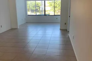 9531 N Belfort Cir, Tamarac, FL 33321 - Photo 12