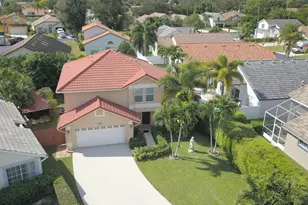 1996 Lake Breeze Ct, Wellington, FL 33414 - Photo 2