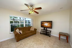 632 Snug Harbor Dr, Boynton Beach, FL 33435 - Photo 4