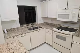 9413 Boca Cove Cir, Boca Raton, FL 33428 - Photo 12