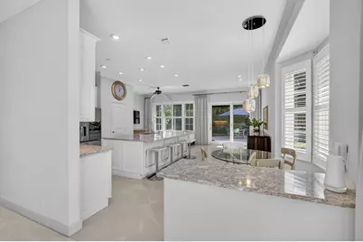 934 Augusta Pointe Drive, Palm Beach Gardens, FL 33418 - Photo 8