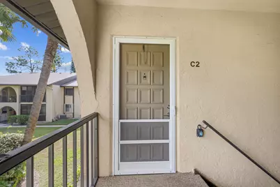 313 Pine Ridge Circle Circle #C-2, Greenacres, FL 33463 - Photo 6