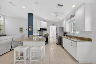 1035 SW Tamarrow Pl, Stuart, FL 34997 - Photo 6