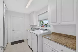 1035 SW Tamarrow Pl, Stuart, FL 34997 - Photo 26