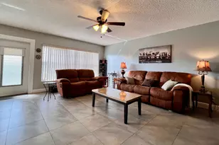 303 Wellington C, West Palm Beach, FL 33417 - Photo 6