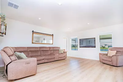 4198 Keeson Circle, Vero Beach, FL 32967 - Photo 10