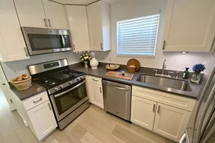 126 N Palmway, Lake Worth Beach, FL 33460 - Photo 10