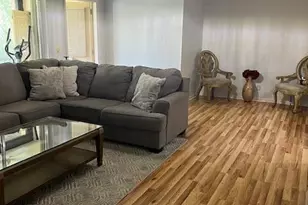 312 Knotty Pine Cir, Greenacres, FL 33463 - Photo 4